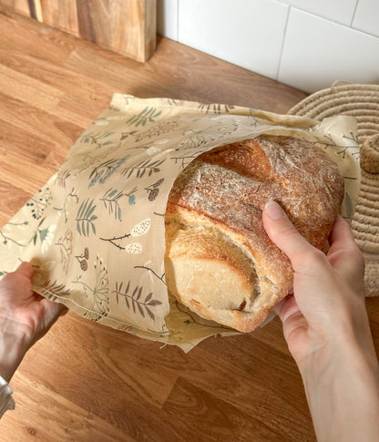 Bivaxpåse används för att förvara brödlimpa 
