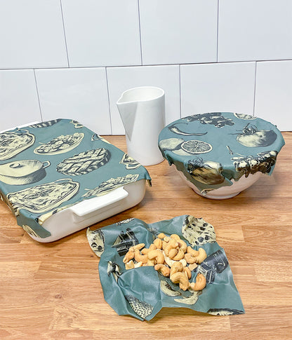 Wrap bivaxdukar över skål och form